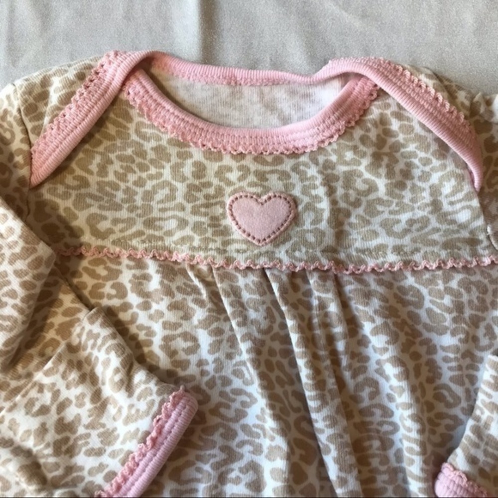 Carter's Baby Girls One Piece Gown-Size 0-3 months - Picture 2 of 6